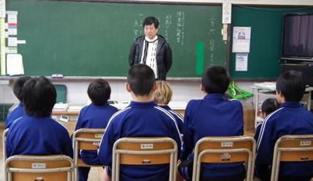 視覚障害について学びました。